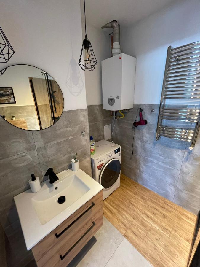Fly Adventures- Dom Wedkarza Apartment เลชนา ภายนอก รูปภาพ